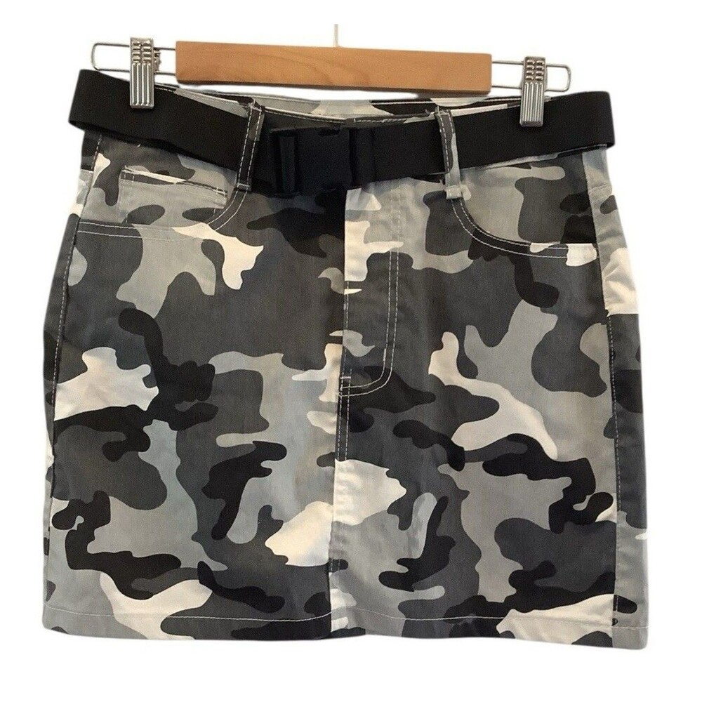 Kreamy Camouflage Mini Skirt Size L Gray Black White With Adjustable Belt